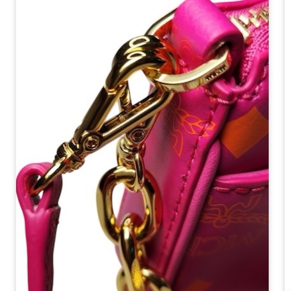 NWT MCM Pouchette - Picture 6 of 6